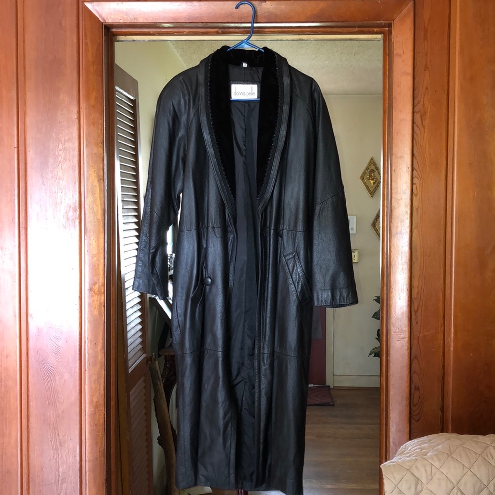 Donna Polle Trench Coat